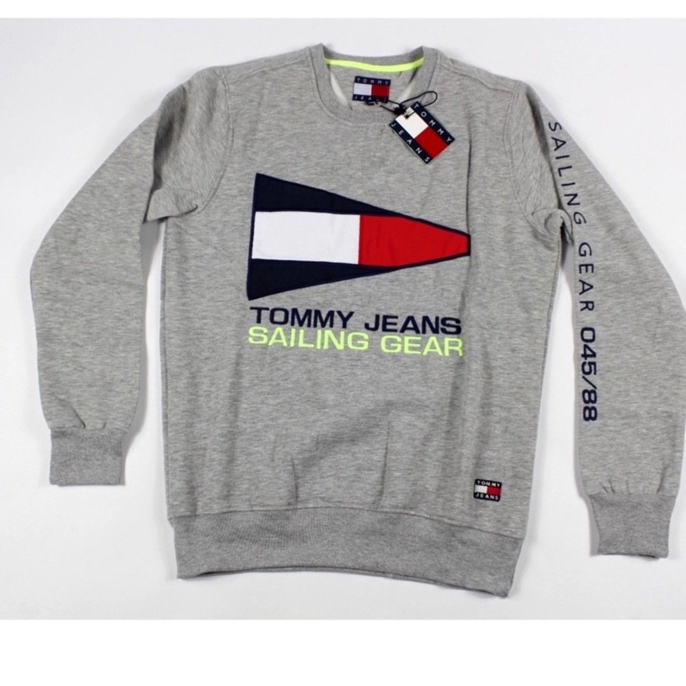 sweatshirt